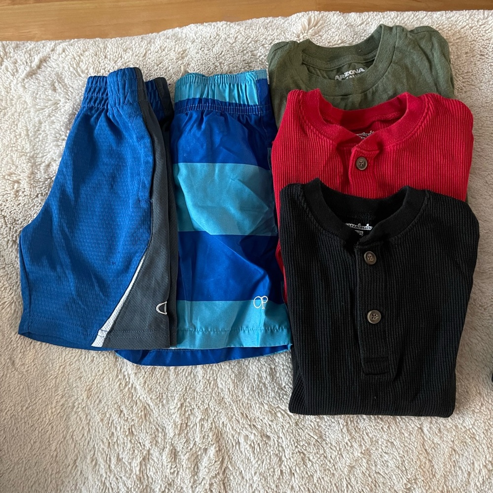 Lot clothes